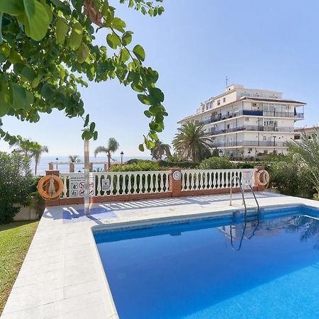 Carabeo 23- Acceso A La Playa Apartment Нерха Екстериор снимка