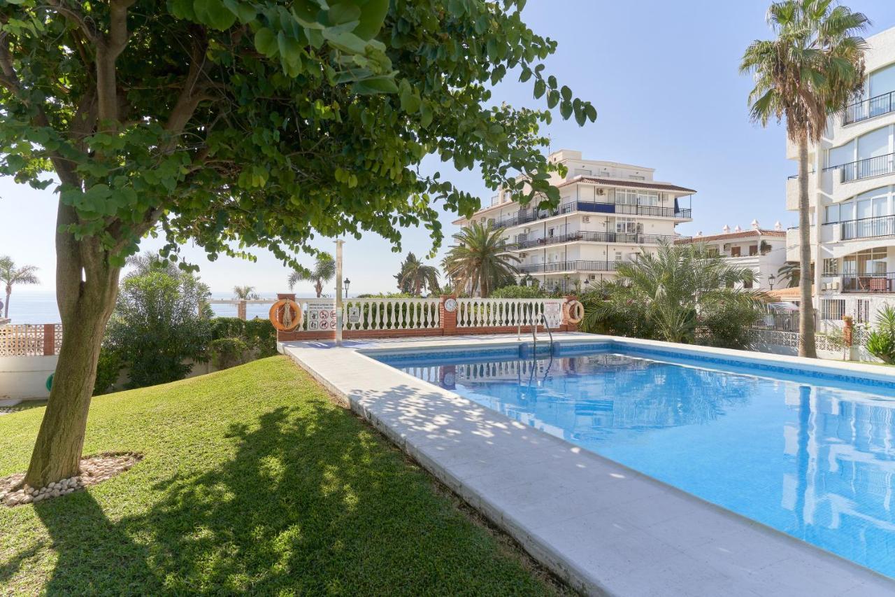 Carabeo 23- Acceso A La Playa Apartment Нерха Екстериор снимка
