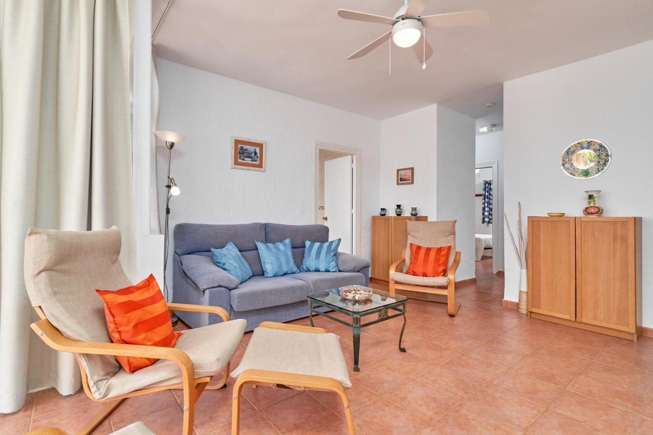 Carabeo 23- Acceso A La Playa Apartment Нерха Екстериор снимка